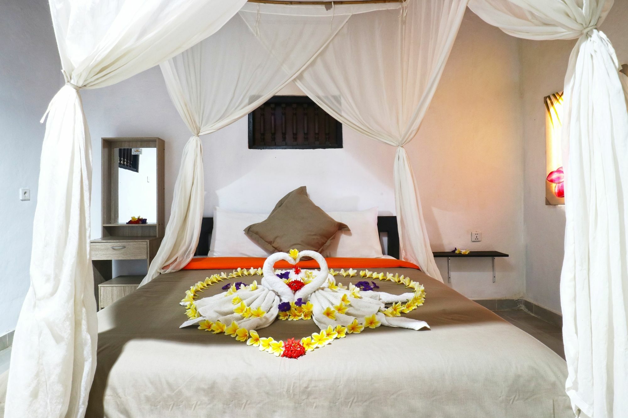 Sunjaya Kubu Guesthouse Lembongan Exterior foto